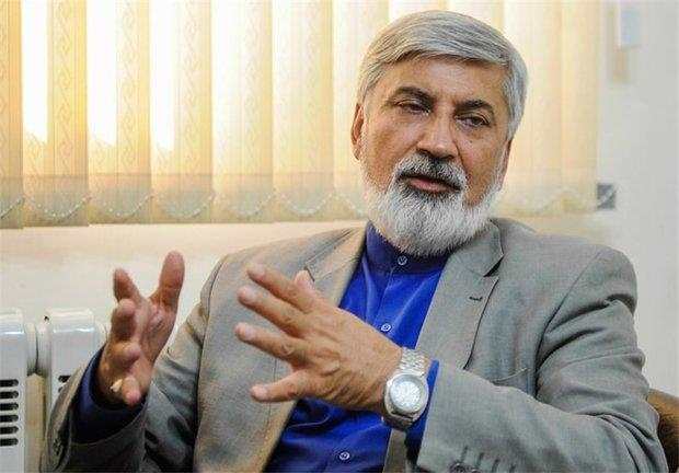 دولت منفعلانه از بین رفتن عزت پاسپورت ایرانی را نظاره گر است