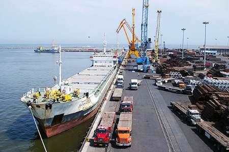 رییس اتاق ایران: بخش خصوصی در ترانزیت و سوآپ فرآورده های نفتی مشارکت می کند