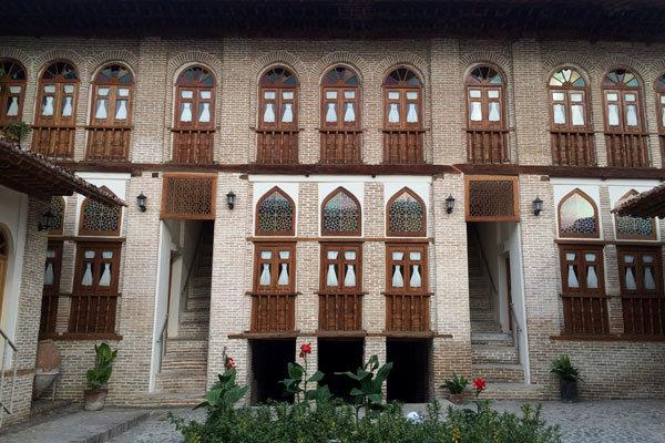 خانه امیرلطیفی موزه‌ای برای نمایش صنایع دستی گستان