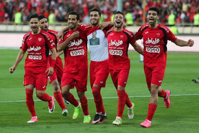 اعتراض هواداران پرسپولیس به بازیکنان "پولکی"