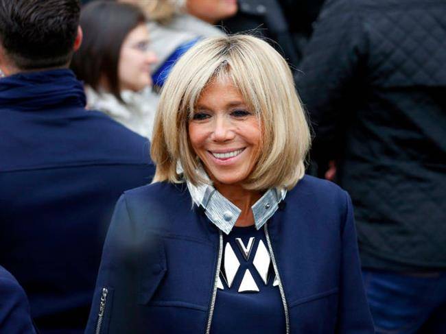 meet-brigitte-trogneux-the-glamorous-high-school-teacher-who-is-the-wife-of-french-president-elect-emmanuel-macron-w700