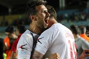 گفت و گو با شهباززاده درباره قهرمانی، استقلال و آینده