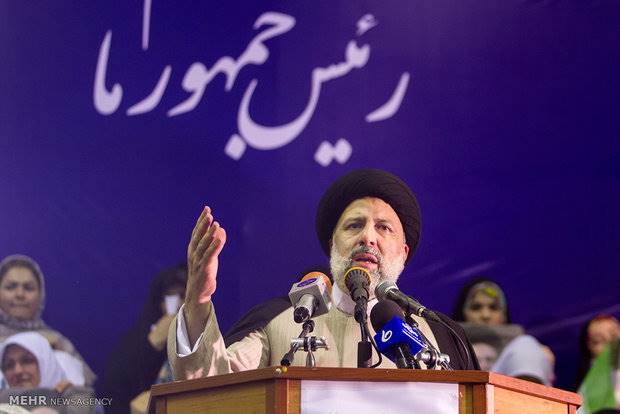 با اصلاح نظام اداری، جلوی تولید فساد را خواهیم گرفت