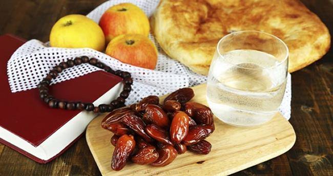 با این ترفندها کاهش وزنتان در ماه رمضان حتمی است/ نکات روزه‌داری برای سالمندان