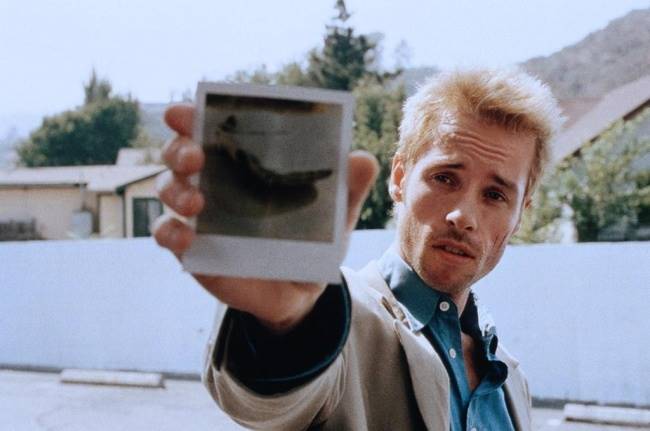 Memento ( 2000 )