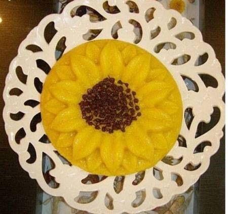 ایده هایی برای تزئین شله زرد برای سفره افطار