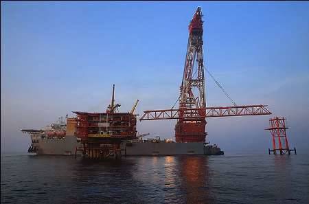 اخبار کوتاه جهان انرژی/ رکورد شکنی سطح ذخایر شناور نفت