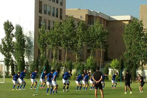نساجی اولین حریف تدارکاتی تیم استقلال شد