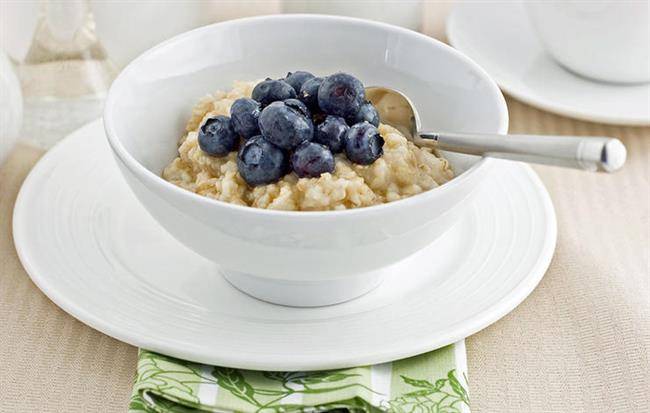foodpair-blueberryoatmeal-1000.jpg