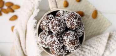 No-Bake-Almond-Joy-Energy-Balls-3