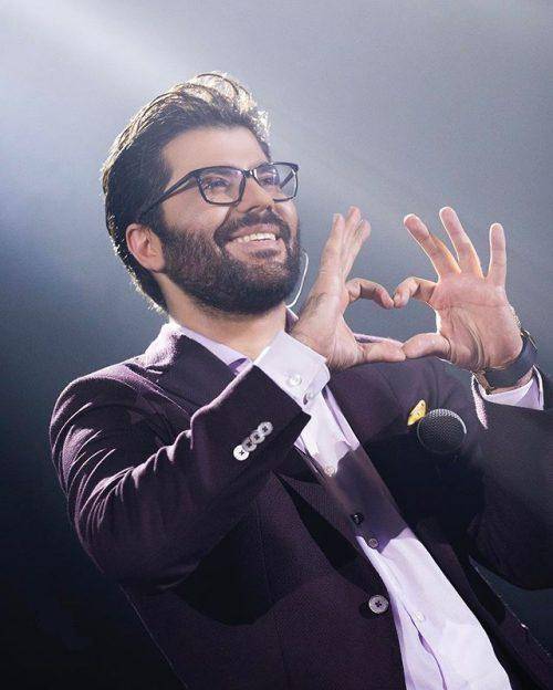 حامد همایون خواننده‌ای محبوب با آهنگ‌های شاد و خوش‌نوا