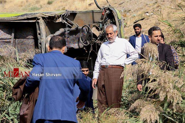 دادستان تهران در صحنه حادثه سقوط اتوبوس به دره‌ای در جاده جاجرود حاضر شد