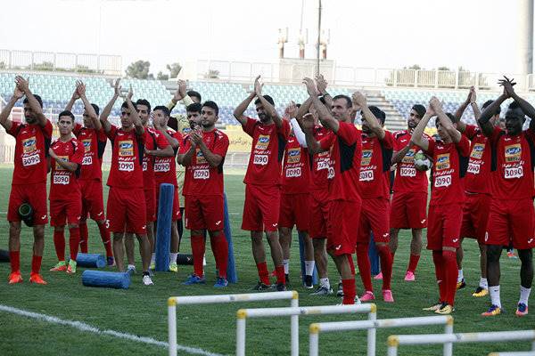 کاروان پرسپولیس وارد ابوظبی شد