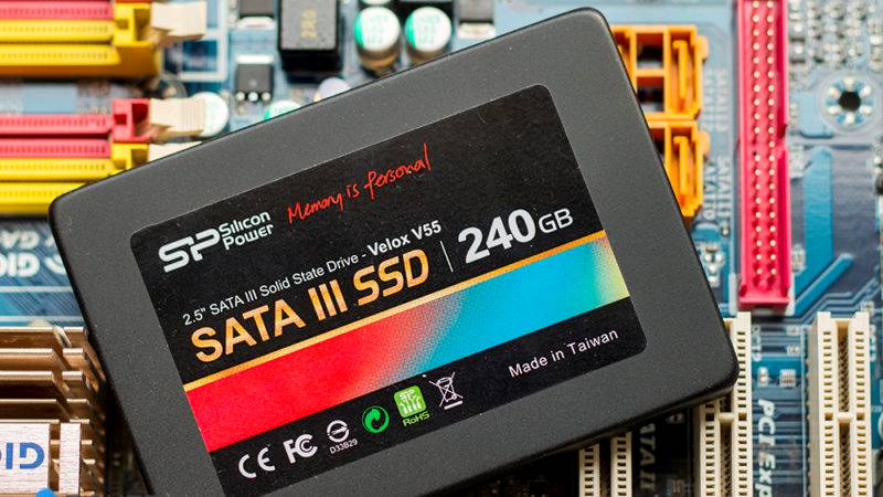 بررسی دیجیاتو: حافظه SSD Silicon Power Velox V55