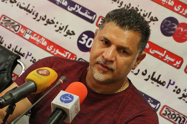 دایی: پرسپولیس و استقلال به خاطر مسائل سیاسی خصوصی نمی‌شوند