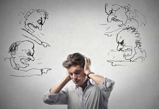 تفاوت بین انتقاد مخرب و انتقاد سازنده تفاوت بین انتقاد مخرب و انتقاد سازنده