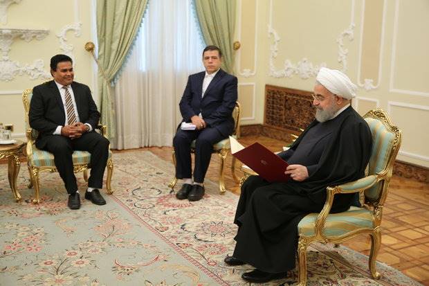روحانی بر لزوم توسعه همه جانبه روابط تهران – کلمبو تاکید کرد