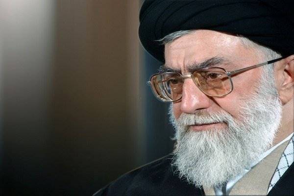 رهبر انقلاب درگذشت همشیره‌ آیت‌الله سبحانی را تسلیت گفتند