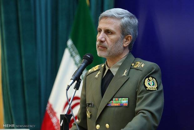 رادار«آفاق»می‌تواند همزمان 100 هدف شناوری را پایش و ردگیری کند