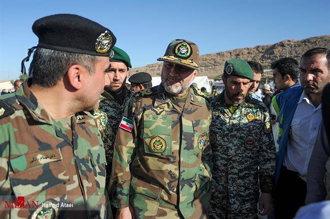 بازدید امیر حیدری از روند امدادرسانی به زلزله‌زدگان توسط اداره بهداشت و درمان ارتش + تصاویر