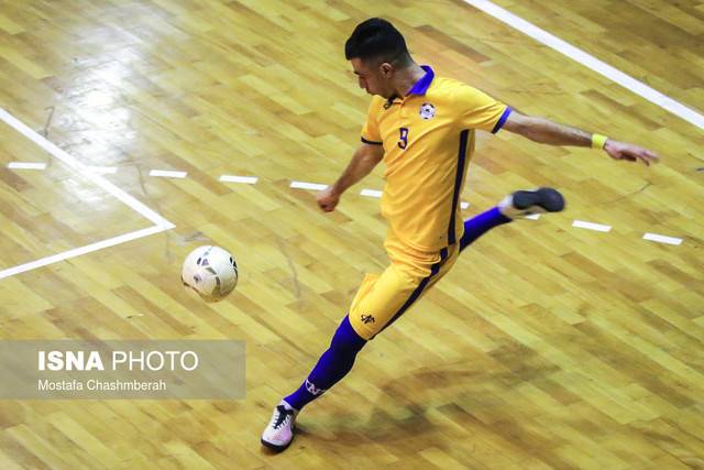 سرمربی تیم فوتسال حفاری: فحاشی تماشاگران قرچک نقطه تاریک بازی بود