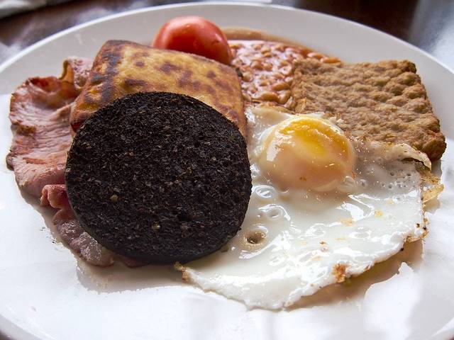 صبحانه دلچسب اسکاتلندی