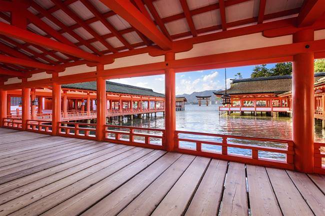 جزیره زیارتی مشهور ژاپن ، میاجیما Miyajima