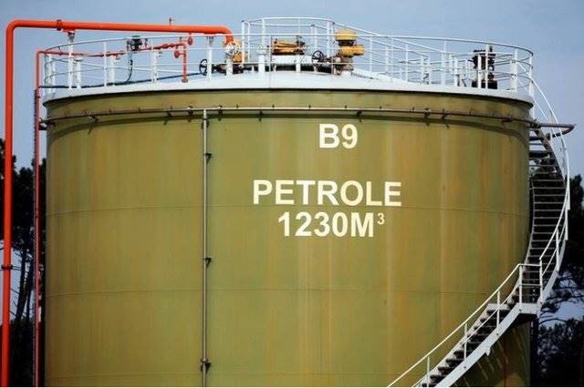 آغاز معاملات بازار جهانی نفت با قیمت بالای 60 دلار
