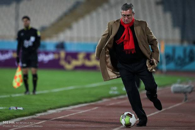 سه پنالتی پرسپولیس را نگرفتند/ بازی در فضای غیرورزشی برگزار شد!