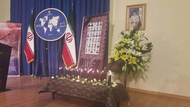 گرامیداشت یاد شهدای سانچی در نشست سخنگوی وزارت خارجه با خبرنگاران