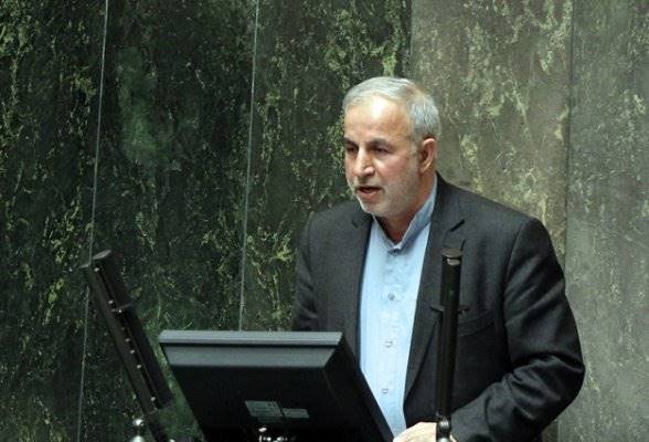 زلزله و برف نشان داد ستاد مدیریت بحران تعطیل است