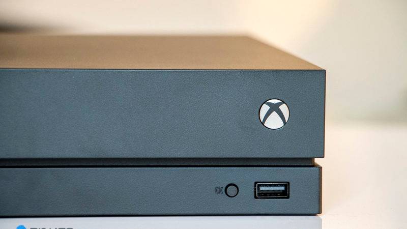 جعبه گشایی دیجیاتو از Xbox One X [تماشا کنید]