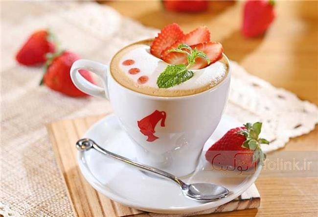 شیر قهوه توت‌فرنگی