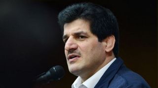 در نامه‌ای خطاب به منتقدان			خادم: به تاسی از سردار سلیمانی جلوی ورزشکاران حرکت کنید