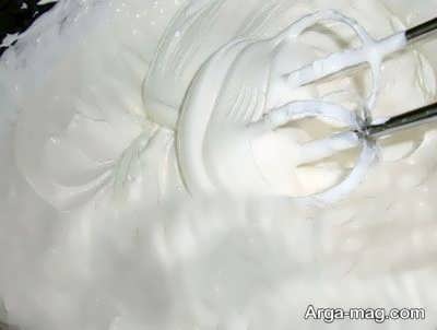 طرز تهیه خامه فرم گرفته با دو روش