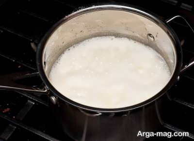 میکس شیر و نشاستعه جهت تهیه دنت خانگی کاکائویی