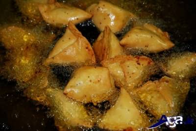 طرخ کردن سمبوسه در روغن