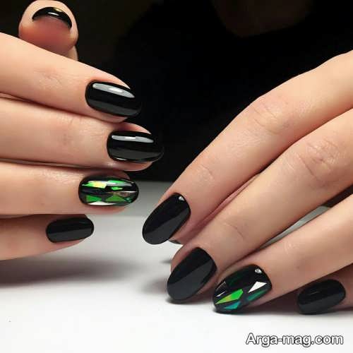 طراحی ناخن با لاک براق 