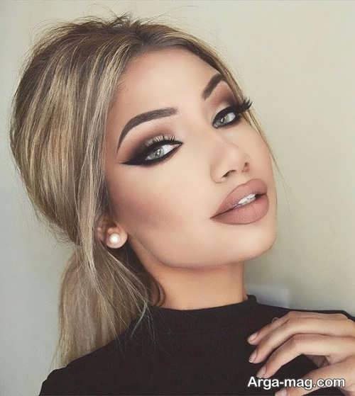 مدل آرایش چشم گربه ای زنانه 