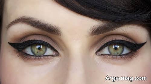 آرایش چشم دخترانه گربه ای 