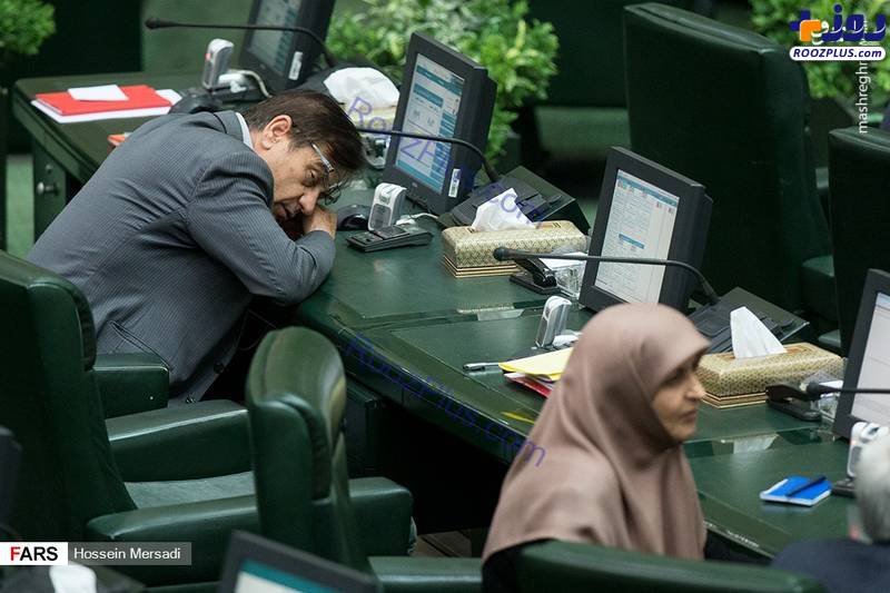 خواب نمایندگان در مجلس