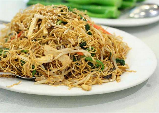 غذای نقاط محلی بخورید