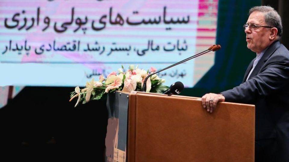 عاقبت بی سیاستی و بازارزدگی