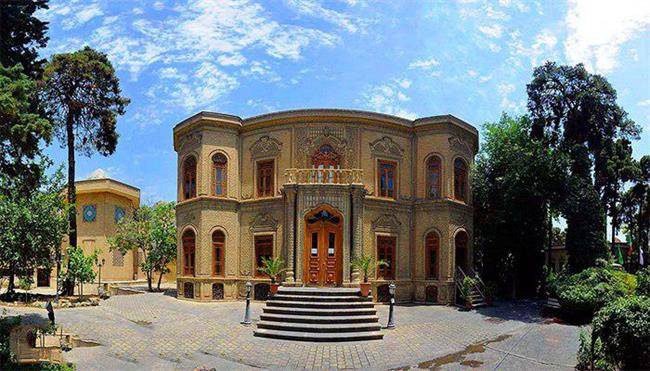 موزه های خیابان نادری