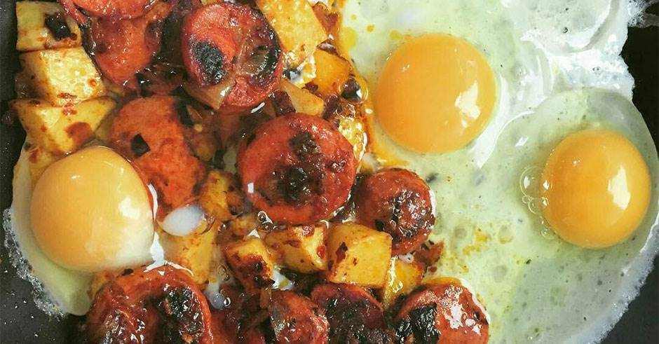 طرز تهیه سوسیس تخم مرغ
