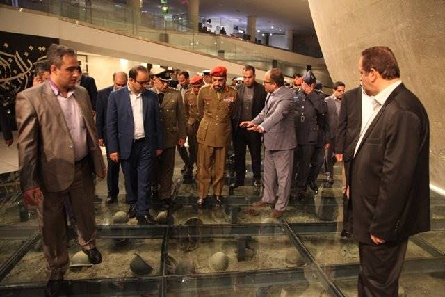 بازدید هیات نظامی عمانی از موزه انقلاب اسلامی و دفاع مقدس