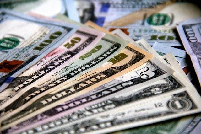 انفجار نرخ واقعی ارز با خروج آمریکا از برجام/نرخ دلار 4200 دوام نمی‌آورد