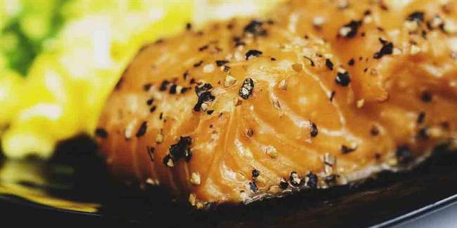 خواص و مزایای ماهی قزلآلا برای سلامت چشم ها