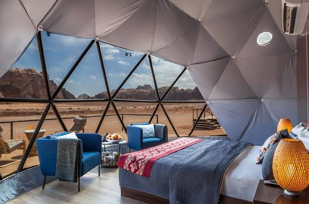 نمای داخل حباب از هتل Sun City Camp در اردن