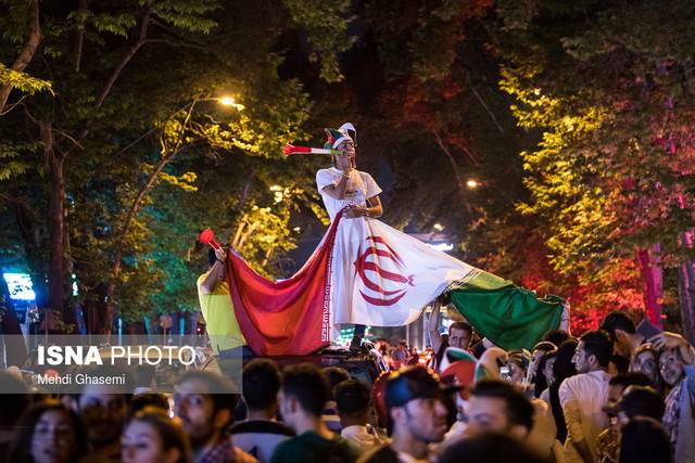 سفر به روسیه با ماشین شخصی برای حمایت از تیم ملی + ویدیو